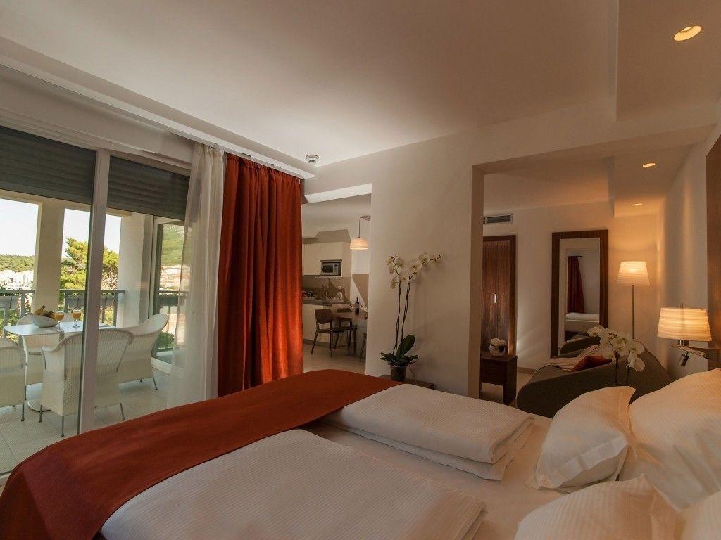 Aparthotel Miramare Макарска Екстериор снимка